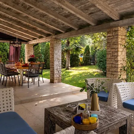 וילה Duga In For 12 People With Sea View & Only 1,2 Km From *