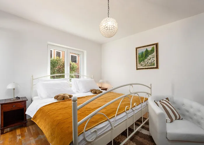 别墅 Duga In For 12 People With Sea View & Only 1,2 Km From