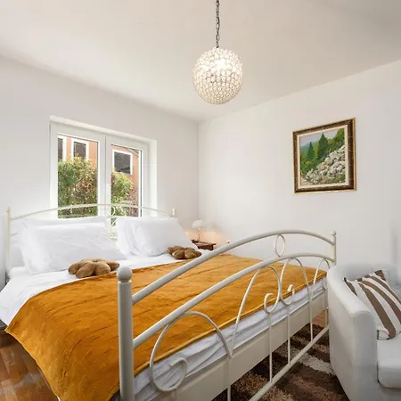 Вилла Duga In For 12 People With Sea View & Only 1,2 Km From