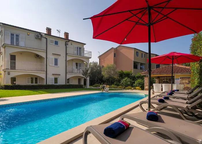 Вилла Duga In For 12 People With Sea View & Only 1,2 Km From