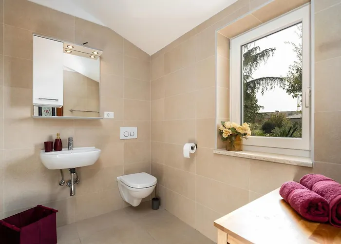 Villa Duga In For 12 People With Sea View & Only 1,2 Km From *